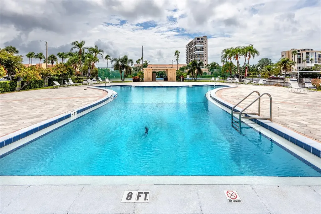 7300 Sun Island Drive S South Pasadena FL 33707