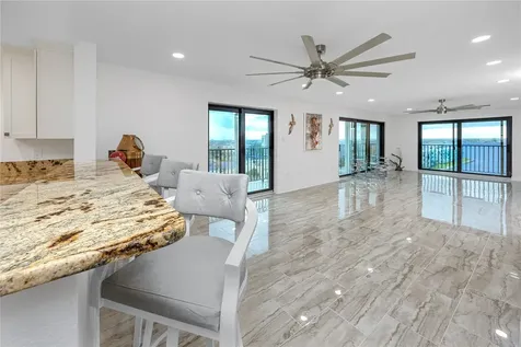 7300 Sun Island Drive S South Pasadena FL 33707