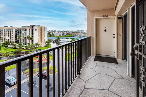 7300 Sun Island Drive S South Pasadena FL 33707