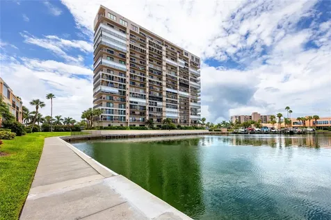 7300 Sun Island Drive S South Pasadena FL 33707