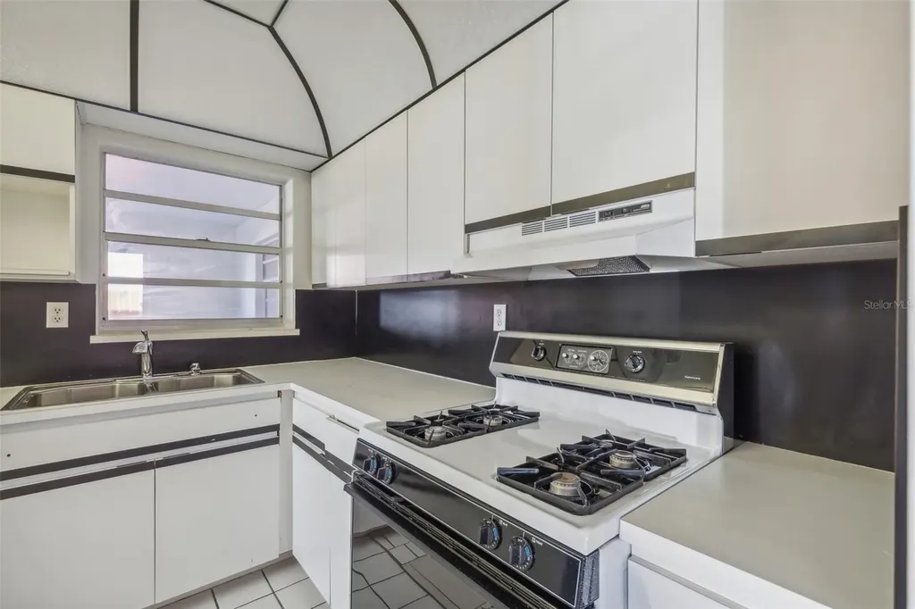 10471 SW 141 Street Miami FL 33176