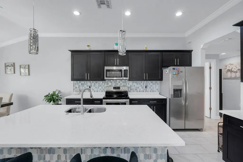 2412 Ainsworth Avenue Deltona FL 32738