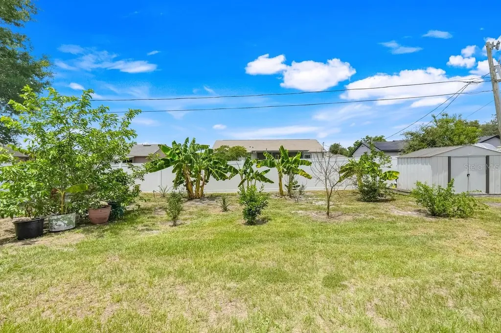 2412 Ainsworth Avenue Deltona FL 32738