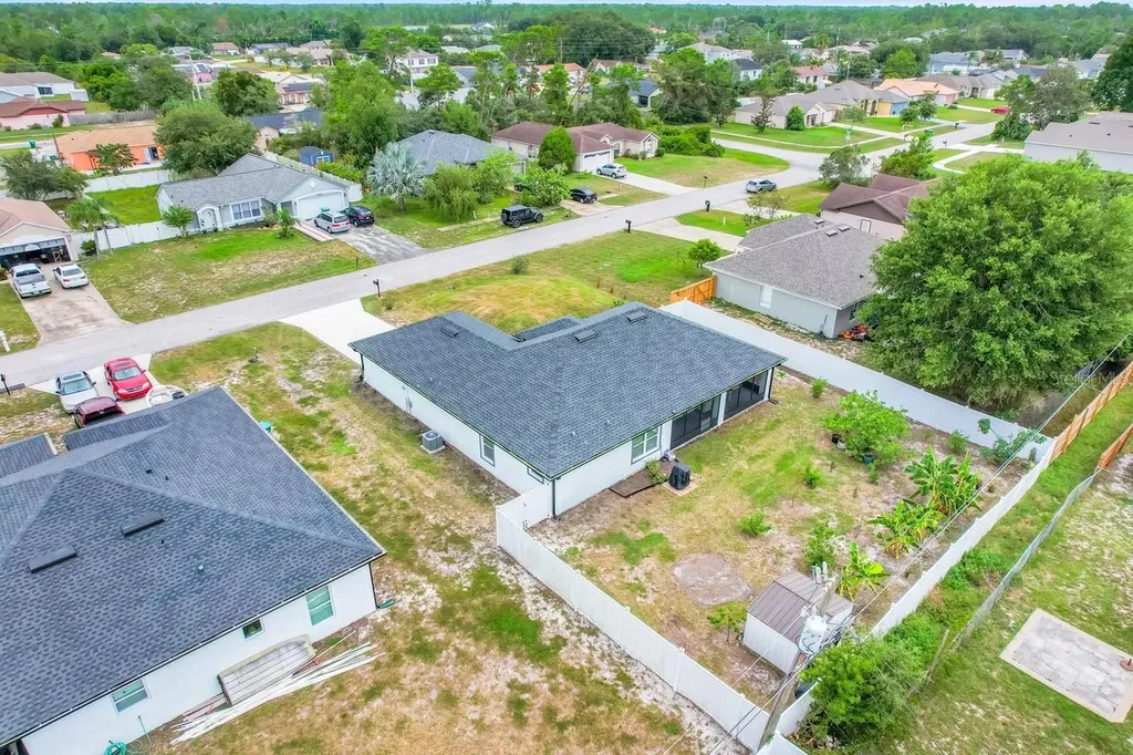 2412 Ainsworth Avenue Deltona FL 32738