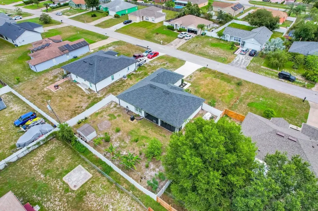 2412 Ainsworth Avenue Deltona FL 32738