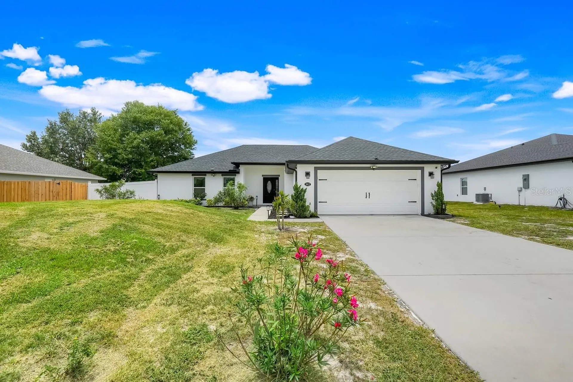 2412 Ainsworth Avenue Deltona FL 32738