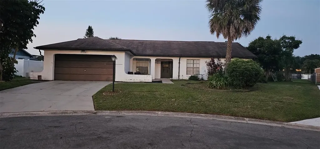 2 Horseshoe Court Kissimmee FL 34743