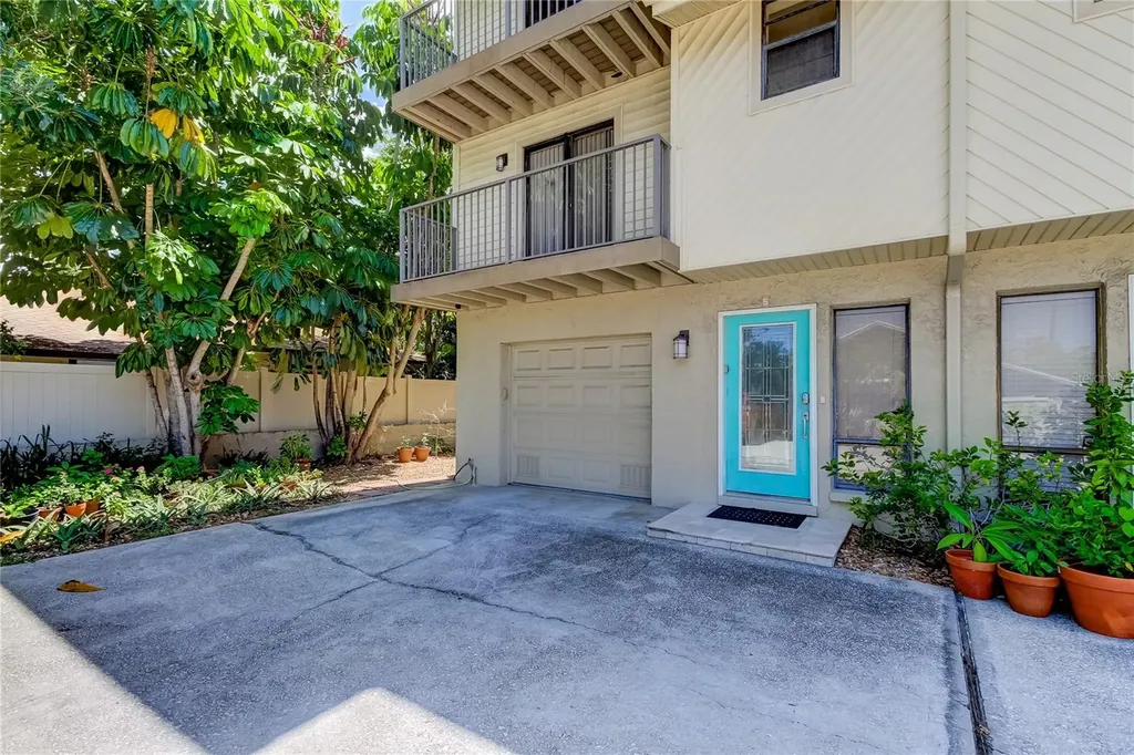 135 92nd Avenue Treasure Island FL 33706