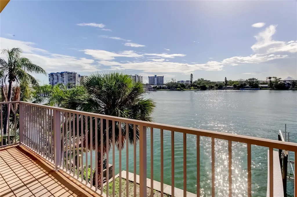 135 92nd Avenue Treasure Island FL 33706