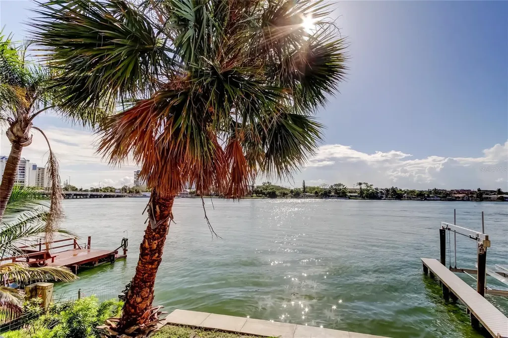 135 92nd Avenue Treasure Island FL 33706