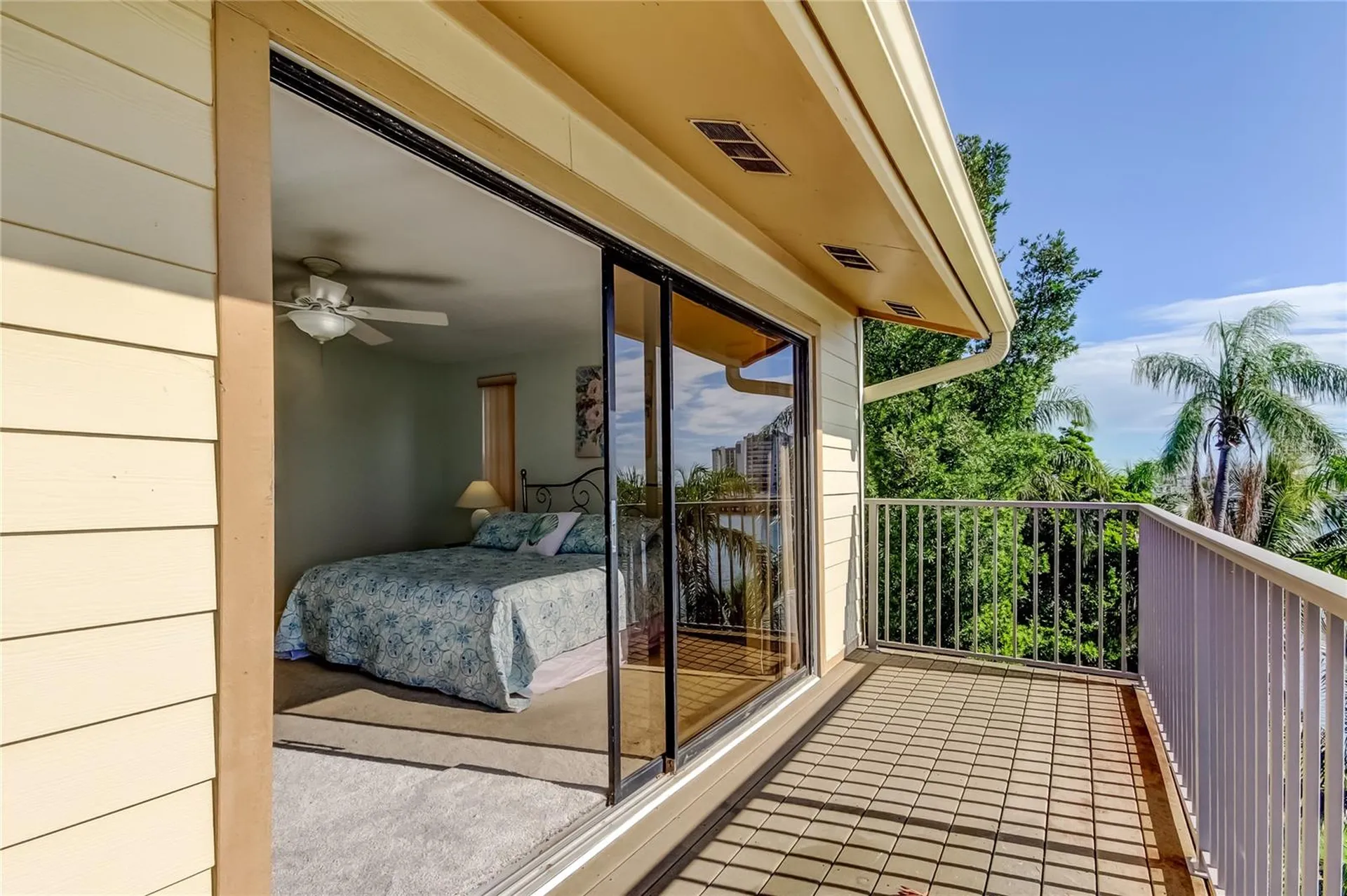 135 92nd Avenue Treasure Island FL 33706