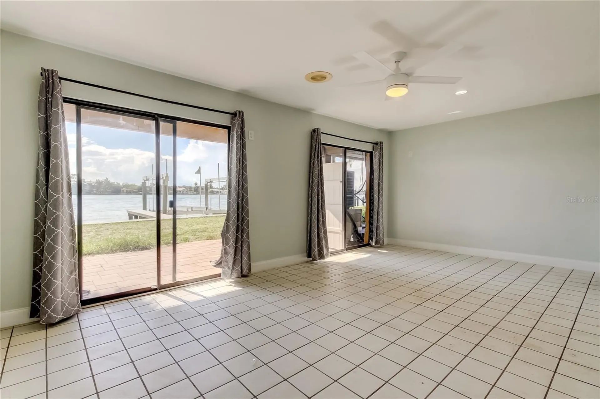 135 92nd Avenue Treasure Island FL 33706