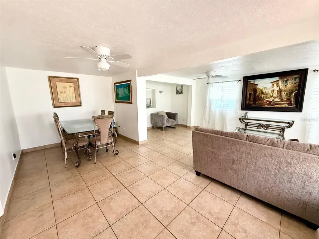 5925 Dahlia Drive Orlando FL 32807