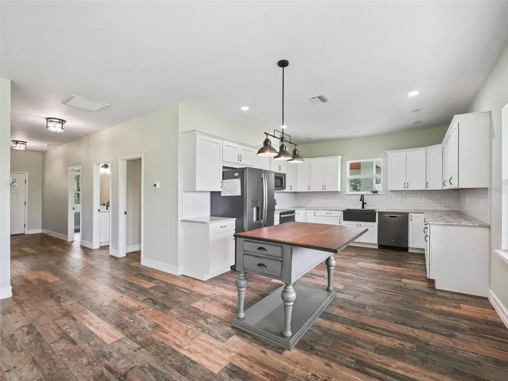 8567 Cr 635 Bushnell FL 33513