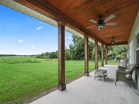 8567 Cr 635 Bushnell FL 33513