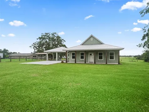 8567 Cr 635 Bushnell FL 33513