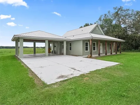 8567 Cr 635 Bushnell FL 33513