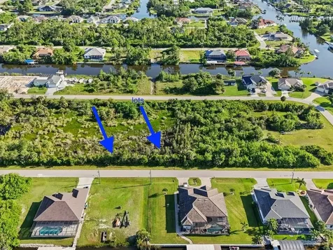 15657 Hennipen Circle Port Charlotte FL 33981
