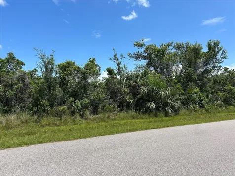 15657 Hennipen Circle Port Charlotte FL 33981