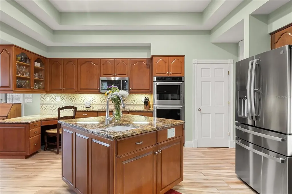 6012 Shore Acres Drive Bradenton FL 34209