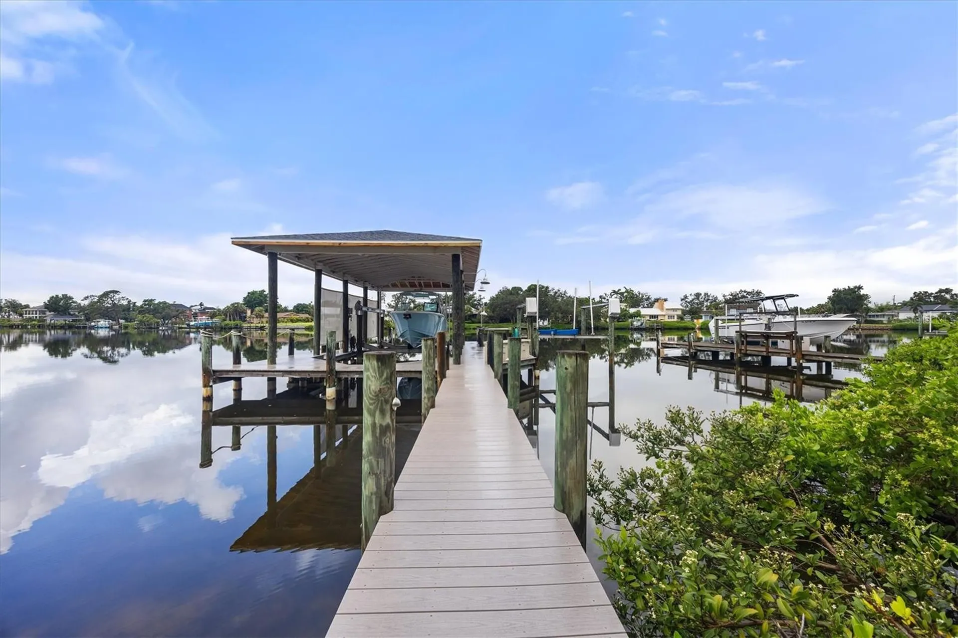 6012 Shore Acres Drive Bradenton FL 34209