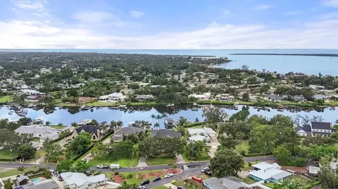 6012 Shore Acres Drive Bradenton FL 34209