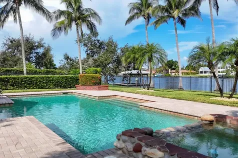 6012 Shore Acres Drive Bradenton FL 34209