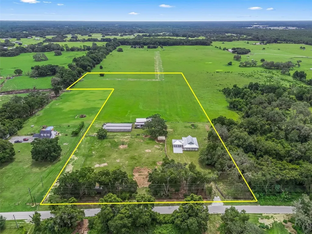 8567 Cr 635 Bushnell FL 33513