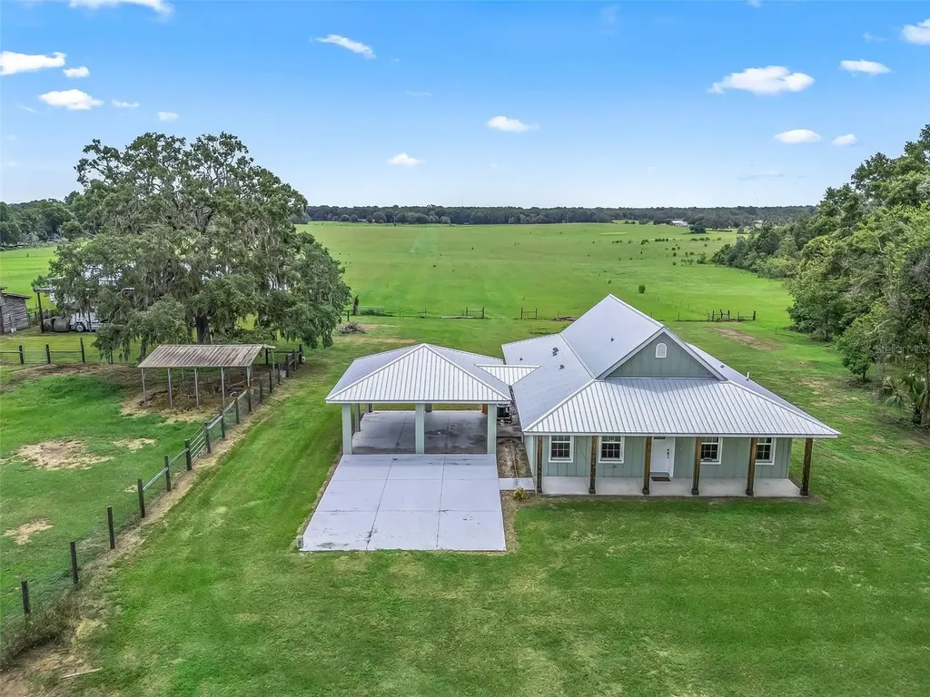 8567 Cr 635 Bushnell FL 33513