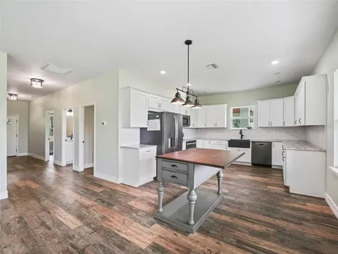 8567 Cr 635 Bushnell FL 33513