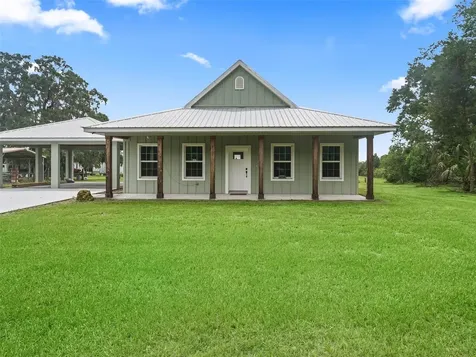 8567 Cr 635 Bushnell FL 33513