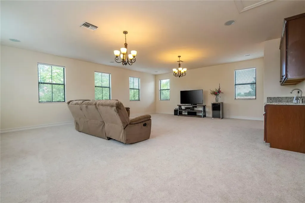 11009 Mobberley Circle Orlando FL 32832