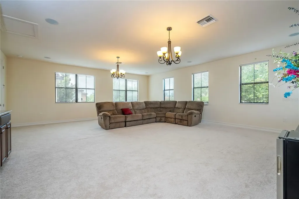 11009 Mobberley Circle Orlando FL 32832