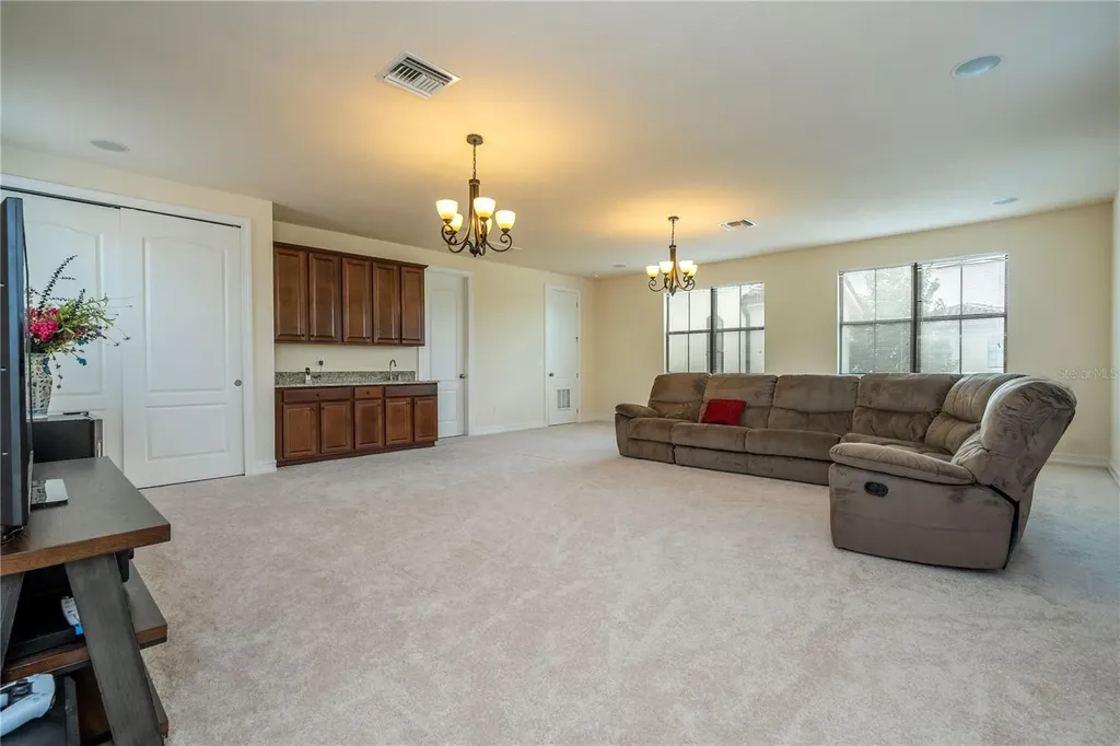11009 Mobberley Circle Orlando FL 32832