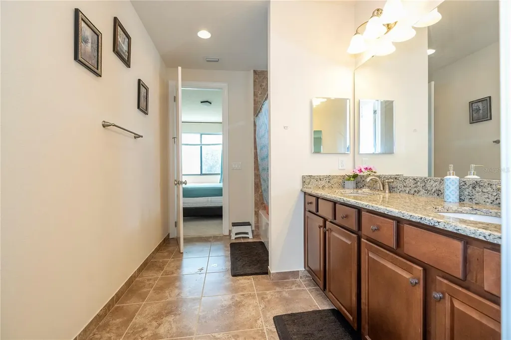 11009 Mobberley Circle Orlando FL 32832
