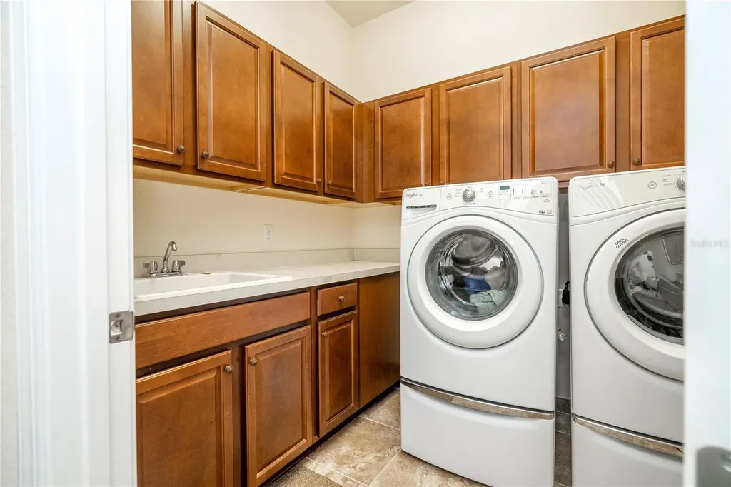 11009 Mobberley Circle Orlando FL 32832