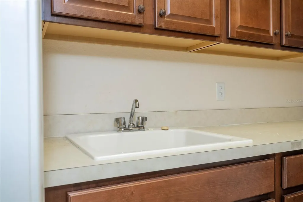 11009 Mobberley Circle Orlando FL 32832