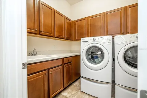 11009 Mobberley Circle Orlando FL 32832