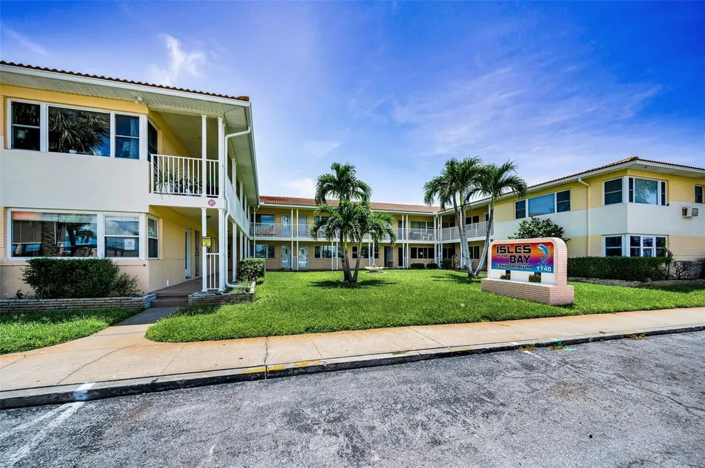 7740 Boca Ciega Drive St Pete Beach FL 33706