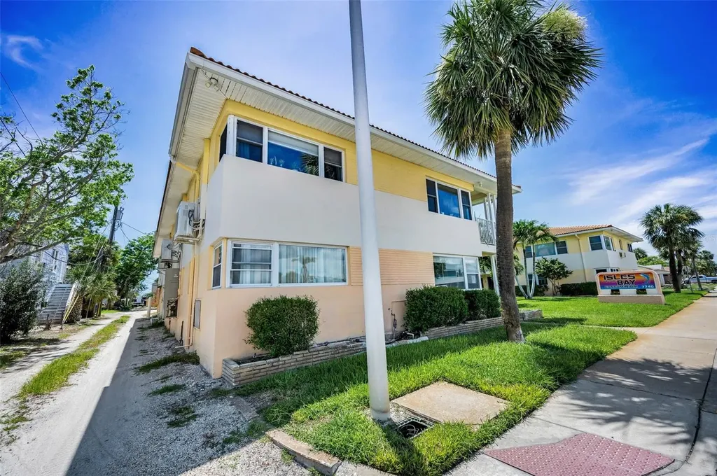 7740 Boca Ciega Drive St Pete Beach FL 33706