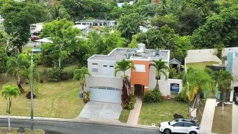 26 Vereda Ancha Canovanas PR 00729