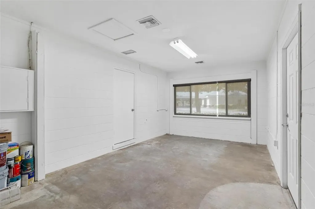 109 W Lakeview Street Lady Lake FL 32159