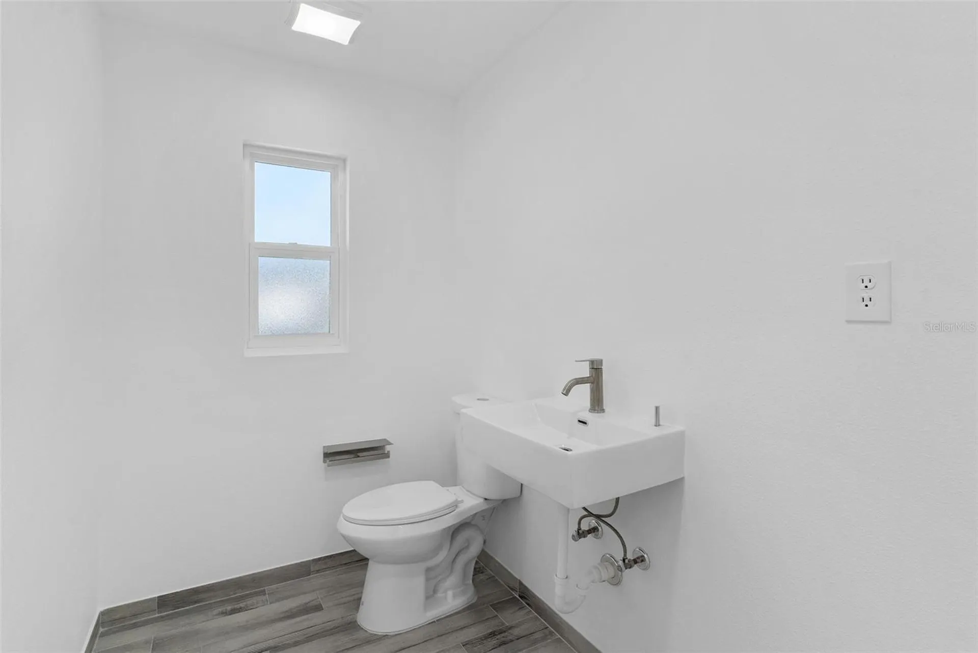 109 W Lakeview Street Lady Lake FL 32159