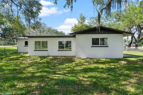109 W Lakeview Street Lady Lake FL 32159