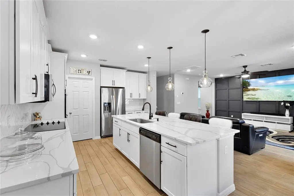 2807 Priego Boulevard Kissimmee FL 34744