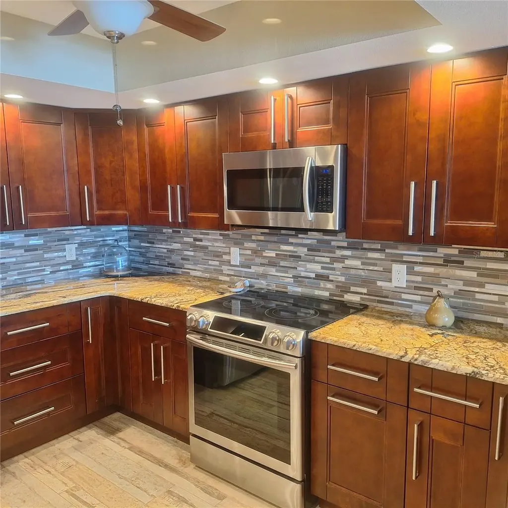 132 1st Street E Tierra Verde FL 33715