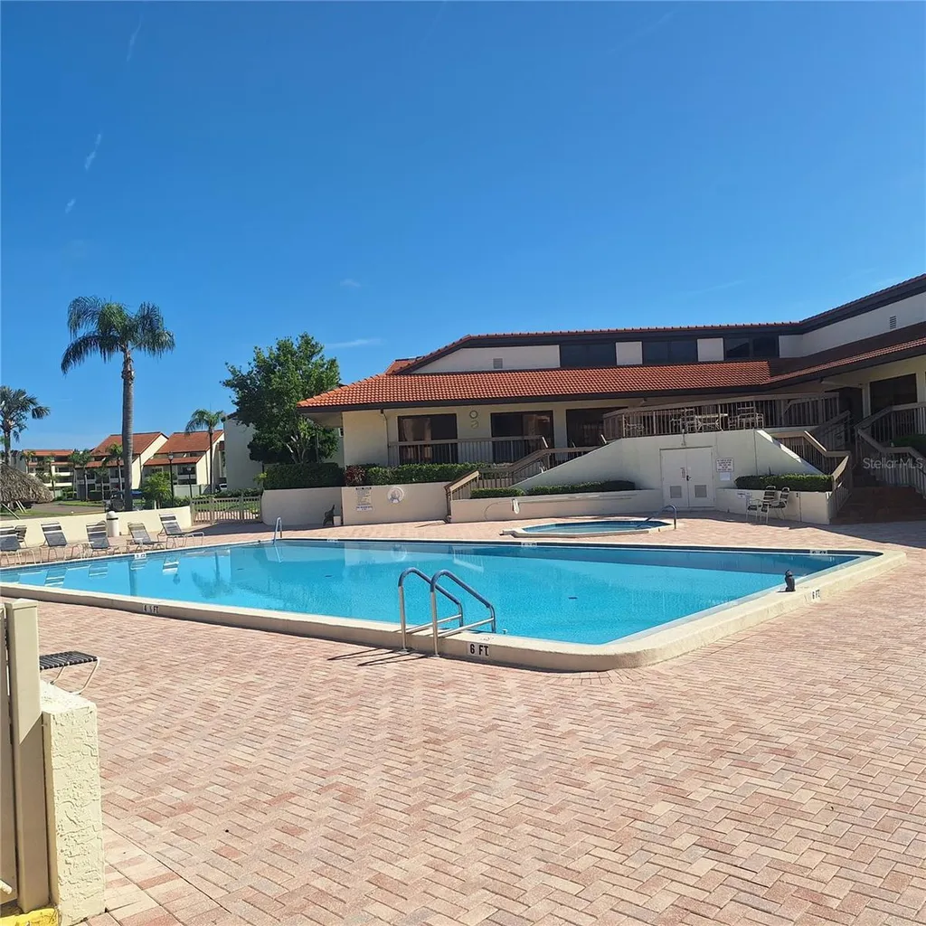 132 1st Street E Tierra Verde FL 33715
