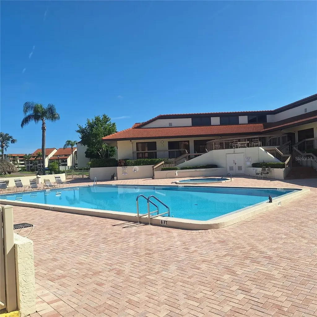 132 1st Street E Tierra Verde FL 33715