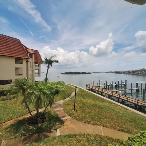 132 1st Street E Tierra Verde FL 33715