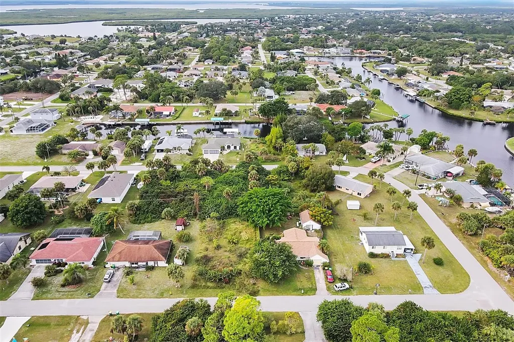 4477 Harrington Street Port Charlotte FL 33948